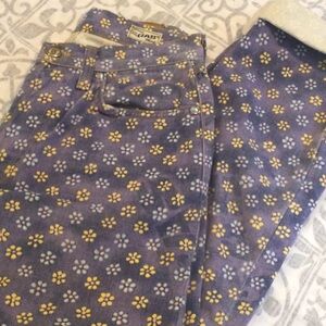 Gas blue jeans Street Mood size 26 waist with 32 inseam young womens. Very cool.